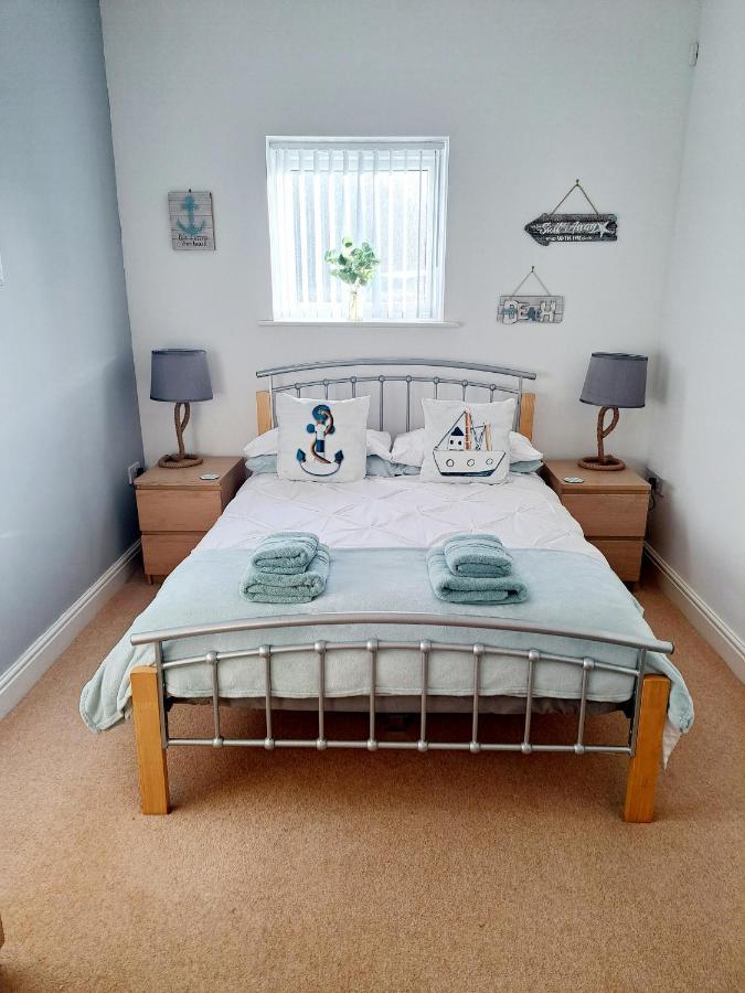Coastal Apartment With Beach On Your Doorstep! Llanelli Exterior foto